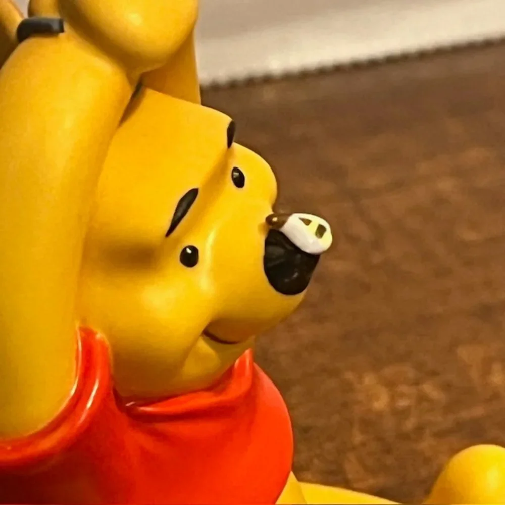 Walt Disney Classics Winnie the Pooh 
